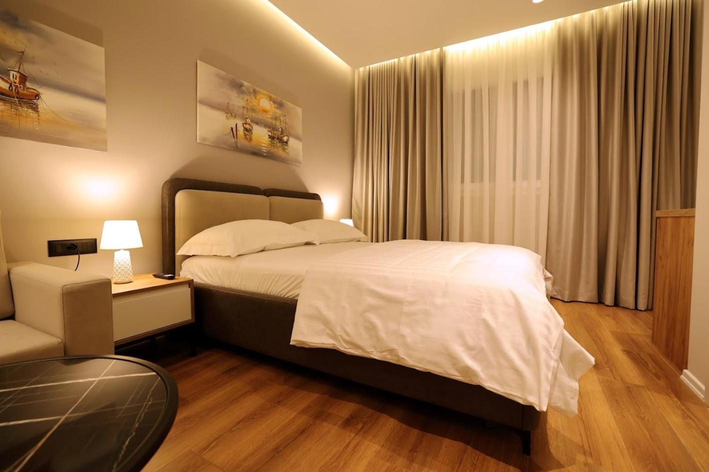 Tempo Studios Tirana Exteriör bild