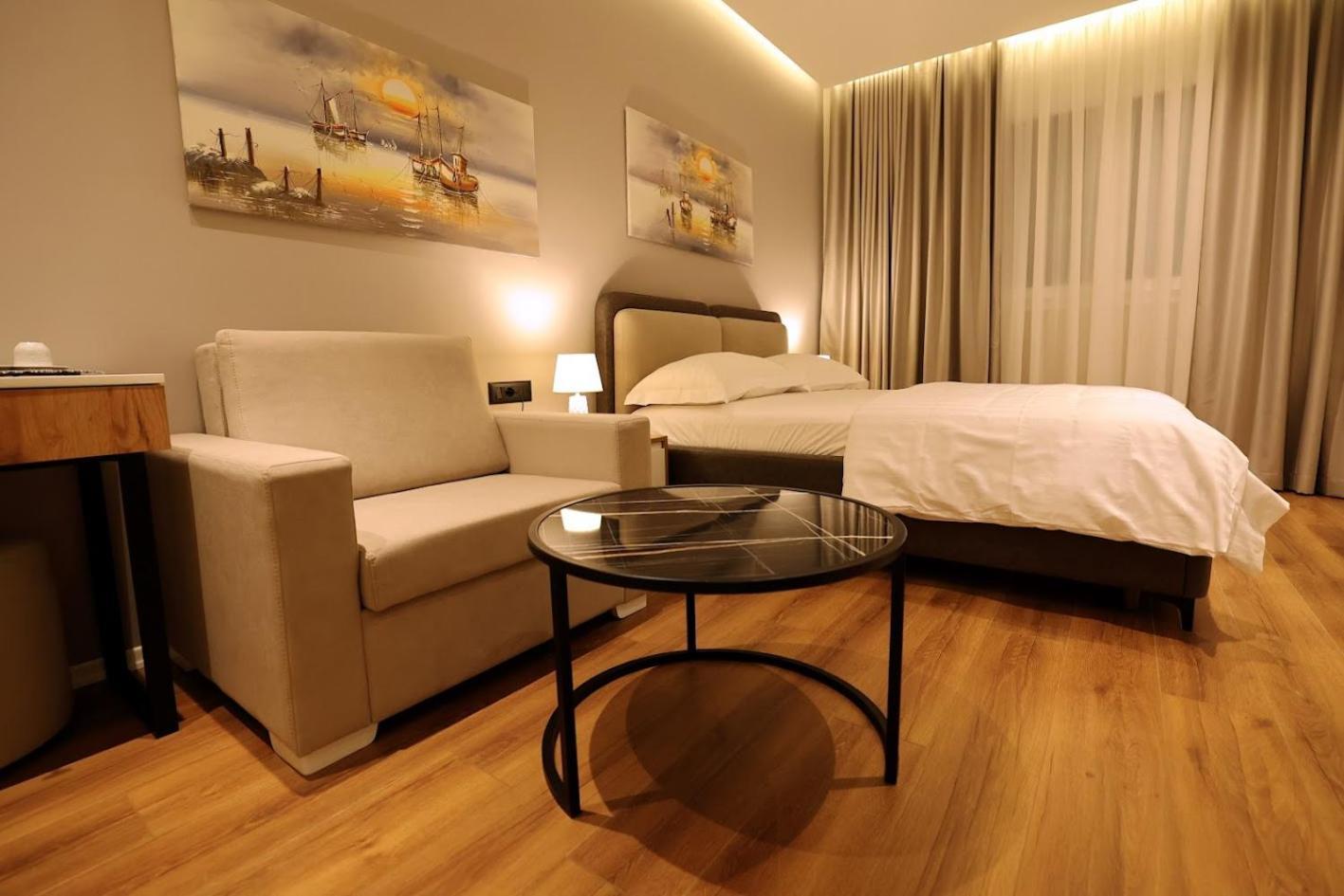 Tempo Studios Tirana Exteriör bild