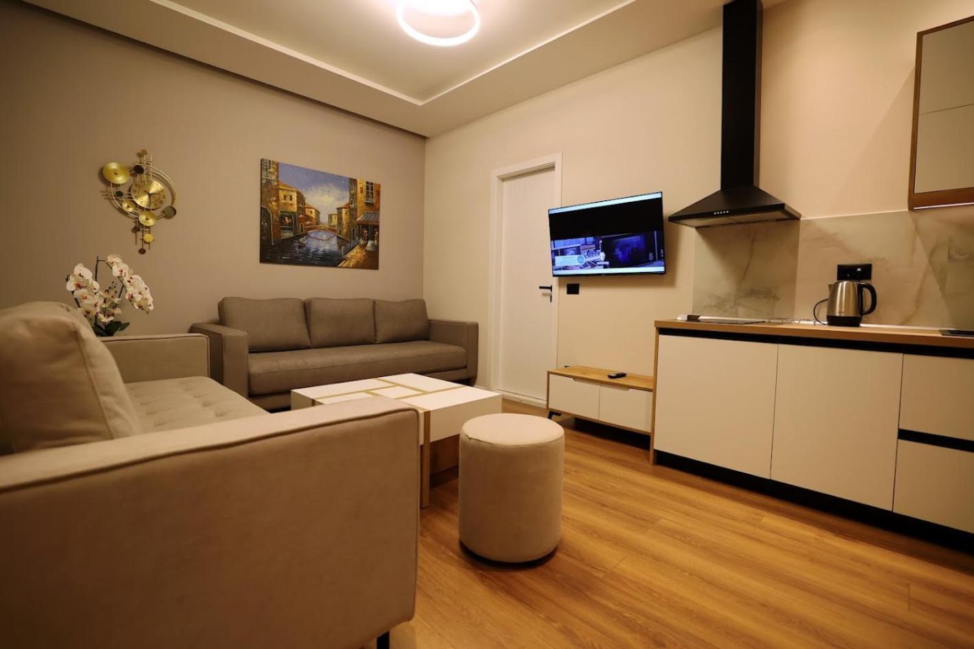 Tempo Studios Tirana Exteriör bild